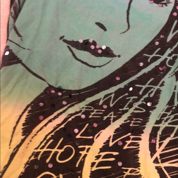 graphic shirt - Picture 3 of 5